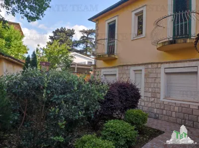 Villa en Venta en Kotor, Montenegro - Kotor