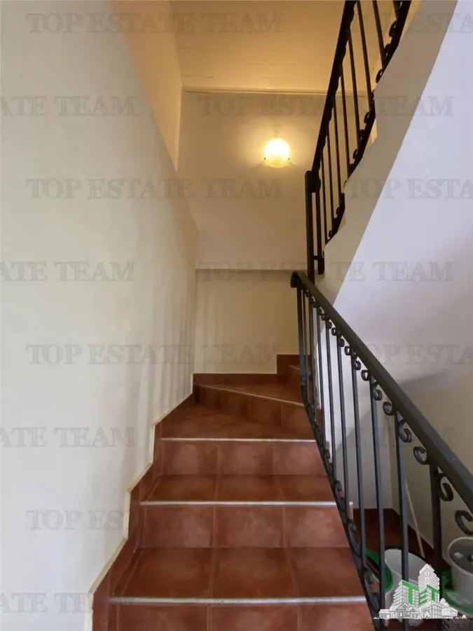 Casa de vanzare in Herceg-Novi Muntenegru - foto 11