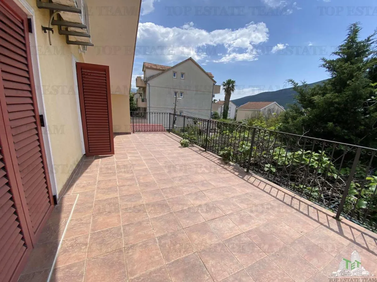 Casa de vanzare in Herceg-Novi Muntenegru - foto 15