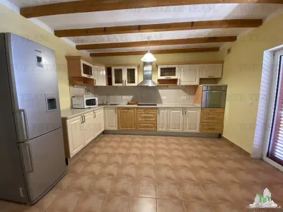 Casa de vanzare in Herceg-Novi Muntenegru - foto 7