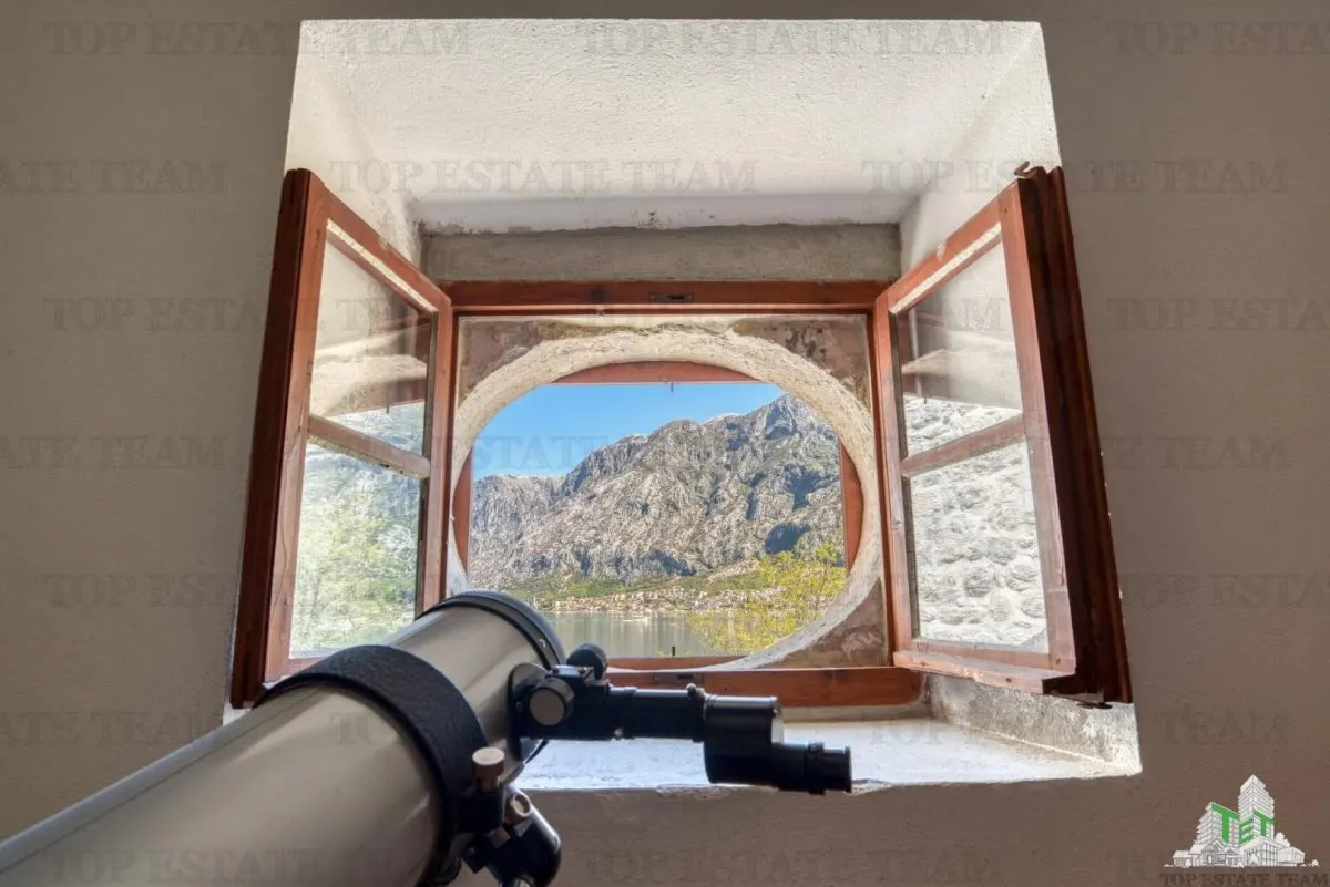 Casa de vanzare in Kotor Muntenegru - foto 11