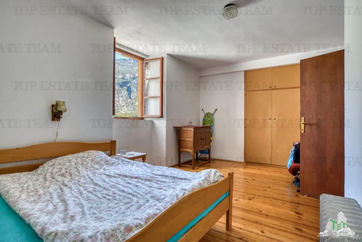 Casa de vanzare in Kotor Muntenegru - foto 13