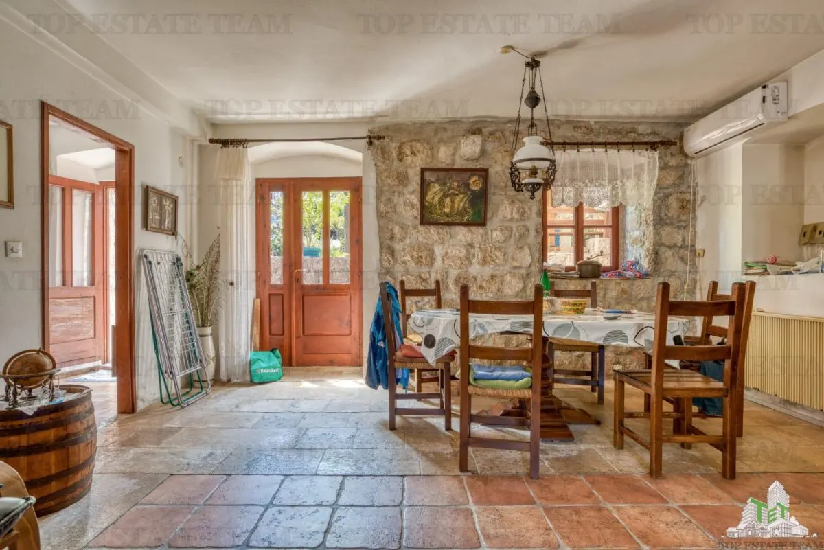 Casa de vanzare in Kotor Muntenegru - foto 19