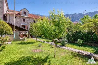 Casa de vanzare in Kotor Muntenegru - foto 6