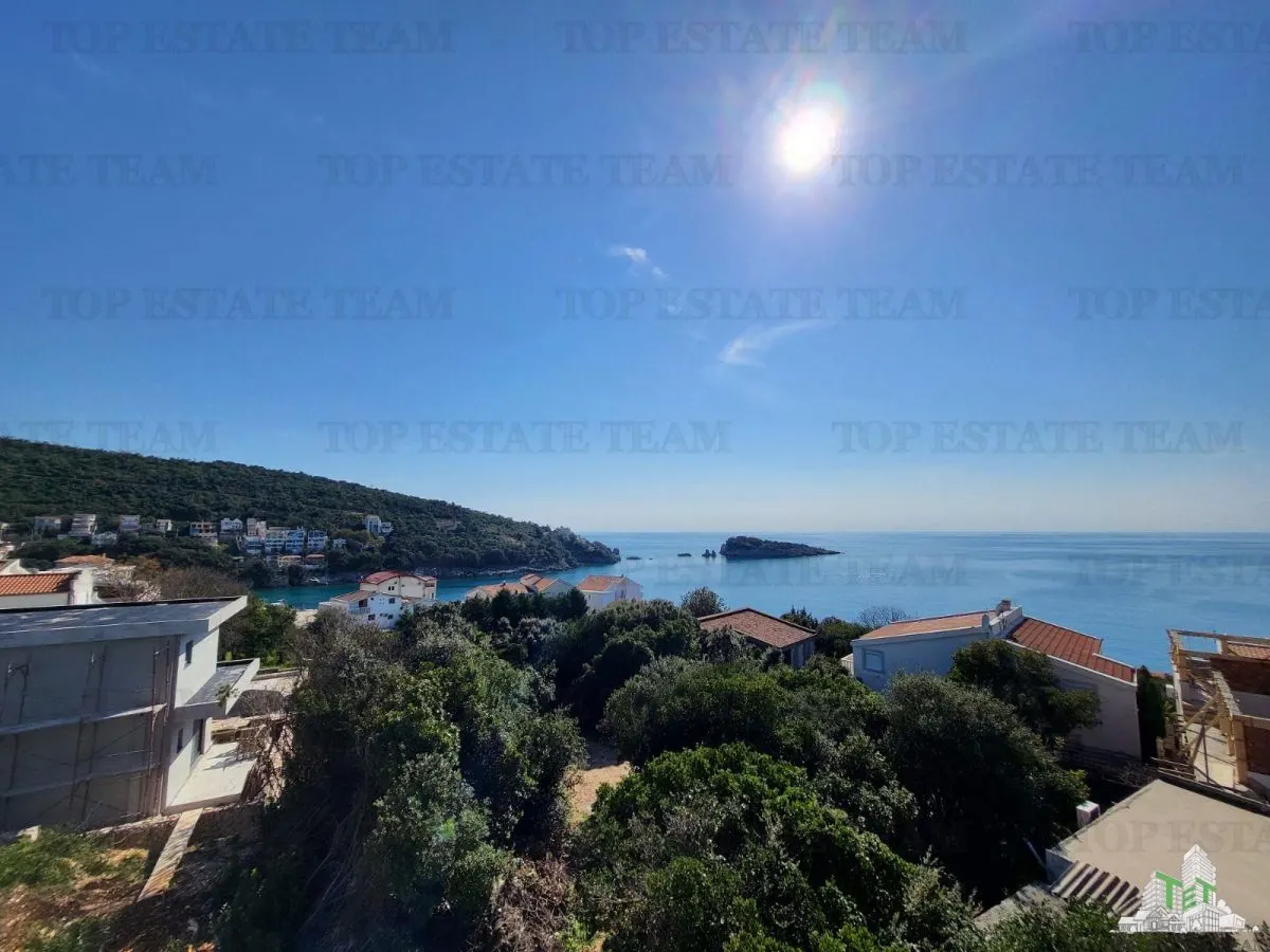 Villa en Venta en Bar, Montenegro - foto 2