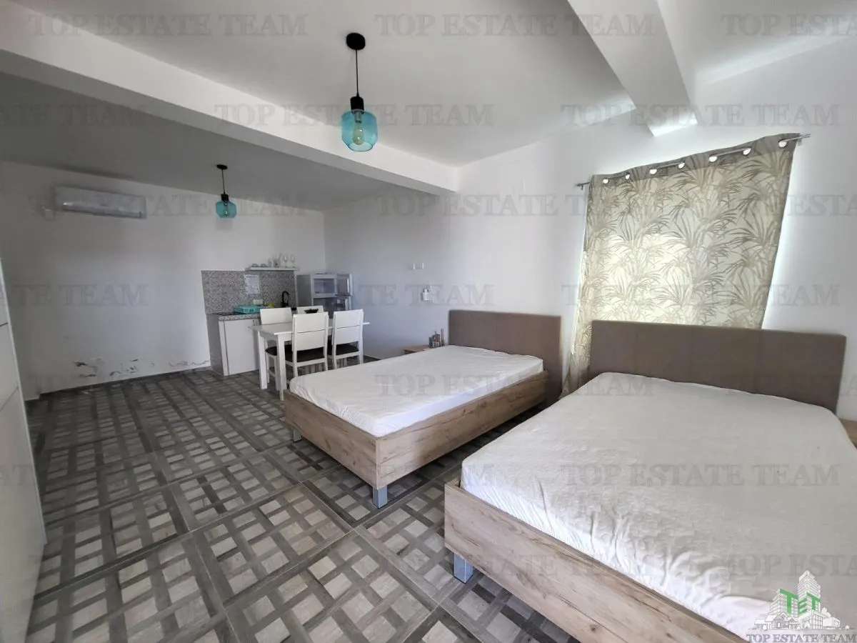 Villa en Venta en Bar, Montenegro - foto 5