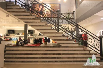Spatiu comercial de vanzare in Budva Muntenegru - foto 3