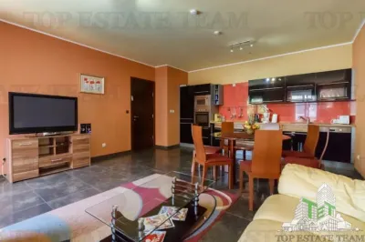 Apartamento en Venta en Kotor, Montenegro - foto 5