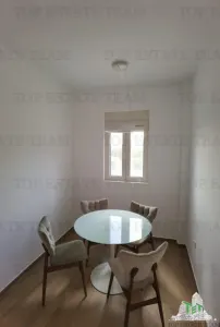 Apartamento en Venta en Budva, Montenegro - foto 3