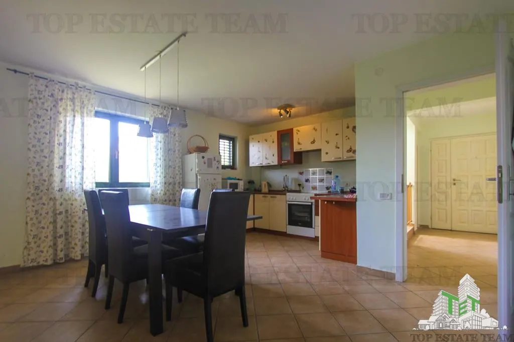 Villa en Venta en Bar, Montenegro - foto 6