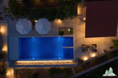 Casa de vanzare in Kotor Muntenegru - foto 1
