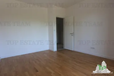 Apartament de vanzare in Tivat Muntenegru - foto 6