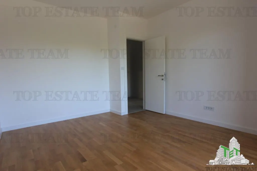 Apartament de vanzare in Tivat Muntenegru - foto 6