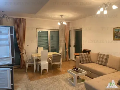 Apartamento en Venta en Kotor, Montenegro - foto 2