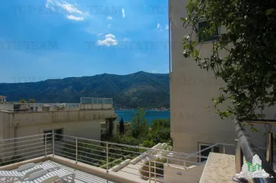 Apartamento en Venta en Kotor, Montenegro - foto 11