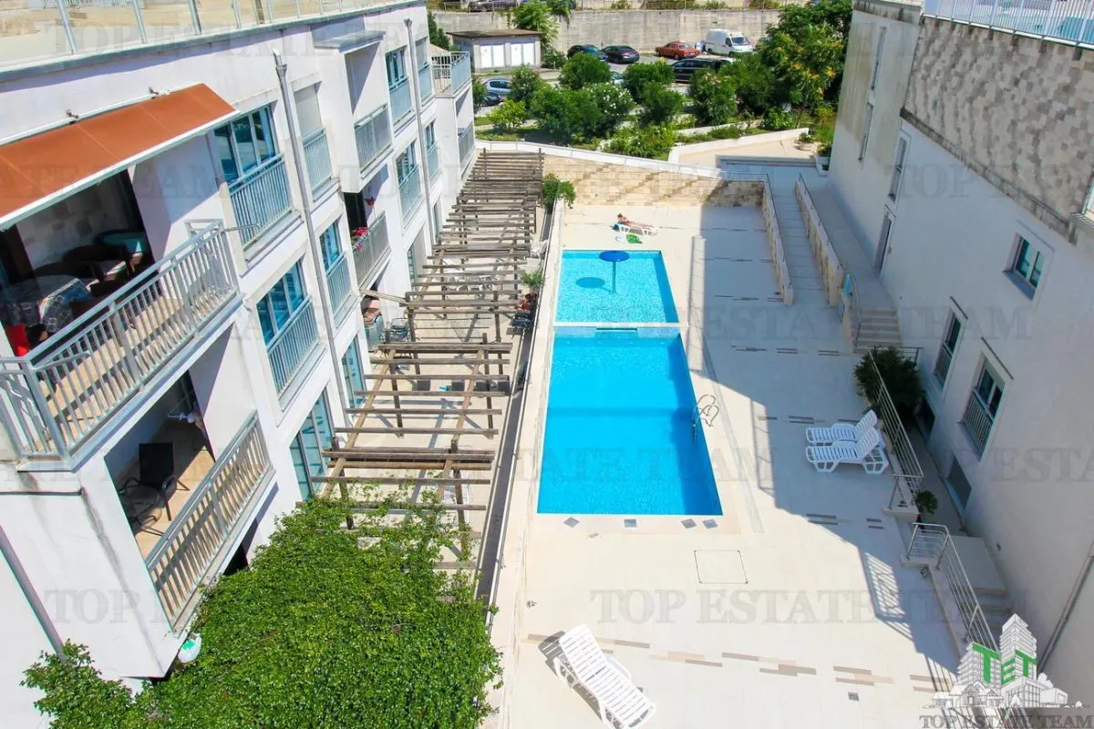 Apartamento en Venta en Kotor, Montenegro - foto 14