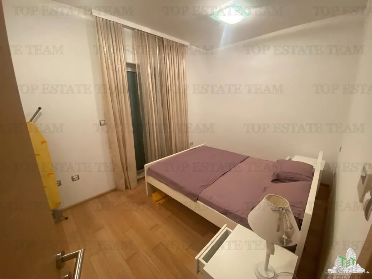 Apartamento en Venta en Kotor, Montenegro - foto 3