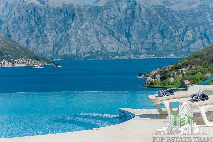 Apartamento en venta en Kotor, Montenegro - foto 9