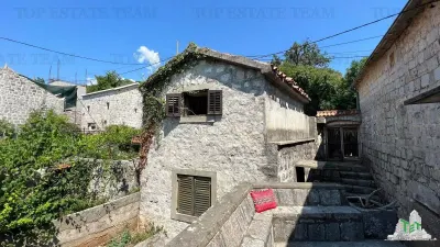 Villa en Venta en Herceg-Novi, Montenegro - Lustica