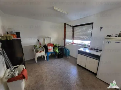 Casa de vanzare in Tivat Muntenegru - foto 11