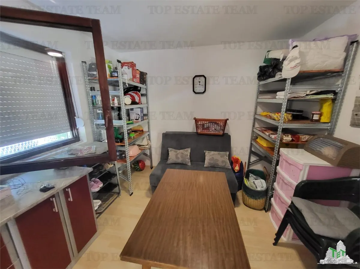 Casa de vanzare in Tivat Muntenegru - foto 12