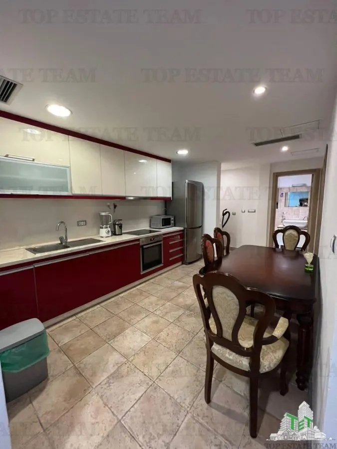 Apartamento en Venta en Kotor, Montenegro - foto 2
