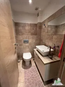 Apartamento en Venta en Kotor, Montenegro - foto 7