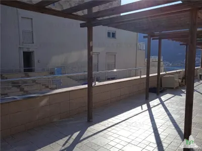 Apartamento en Venta en Kotor, Montenegro - foto 8