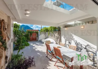 Villa en Venta en Kotor, Montenegro - foto 15