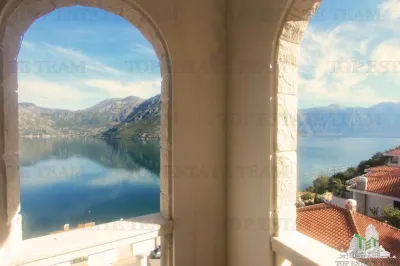 Apartamento en Venta en Herceg-Novi, Montenegro - foto 15