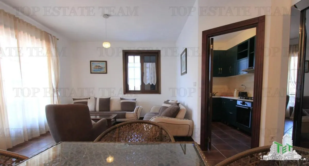 Apartamento en Venta en Herceg-Novi, Montenegro - foto 6