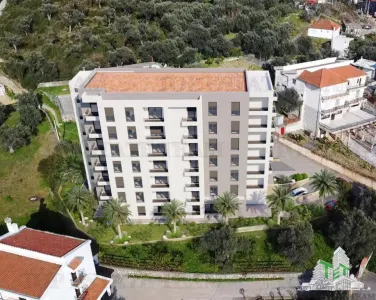 Apartment for Sale in Bar, Montenegro - foto 2
