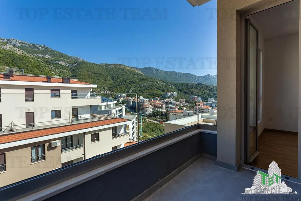 Apartment for Sale in Budva, Montenegro - foto 9