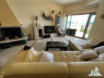 Apartament de vanzare in Herceg-Novi Muntenegru - Topla