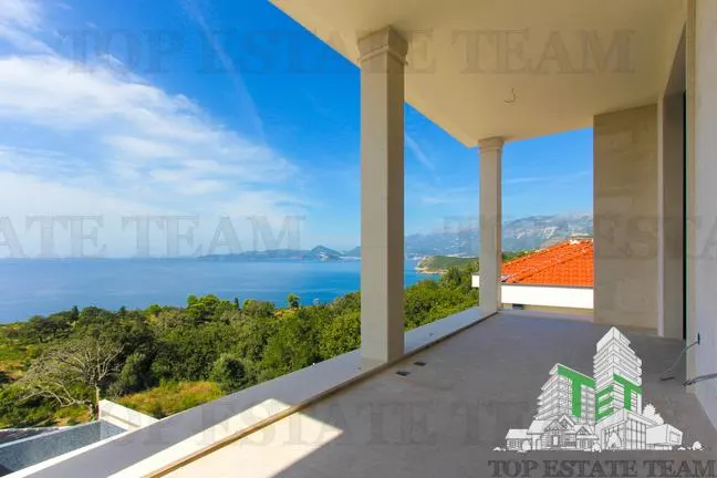 Casa de vanzare in Budva Muntenegru - foto 1