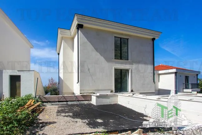 Casa de vanzare in Budva Muntenegru - foto 15