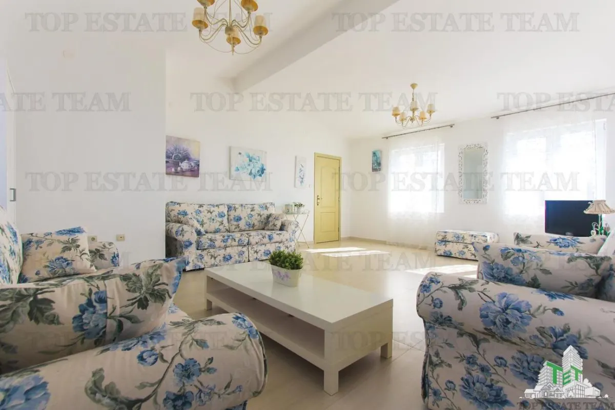 Villa for Sale in Bar, Montenegro - foto 9