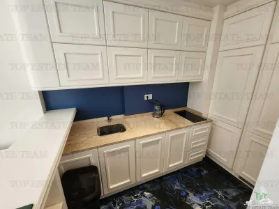Apartamento en Venta en Budva, Montenegro - foto 9