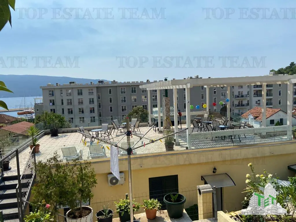 Villa for Sale in Herceg-Novi, Montenegro - foto 8