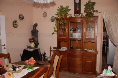 Villa en Venta en Herceg-Novi, Montenegro - foto 5
