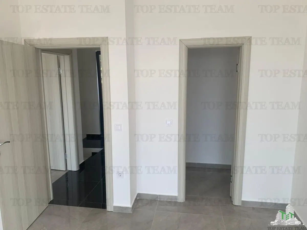 Casa de vanzare in Bar Muntenegru - foto 8