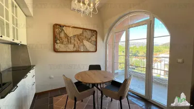 Apartament de vanzare in Tivat Muntenegru - foto 1