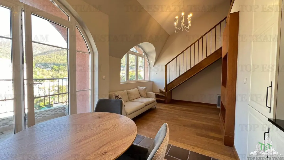 Apartament de vanzare in Tivat Muntenegru - foto 2