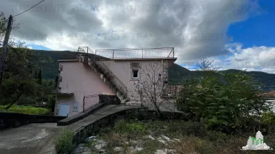 Casa de vanzare in Herceg-Novi Muntenegru - Sutorina