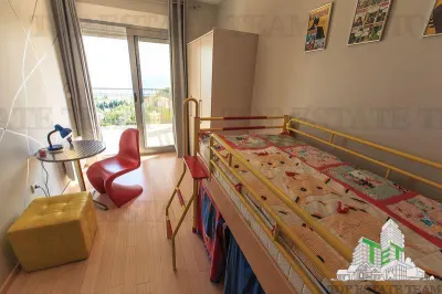 Villa en Venta en Bar, Montenegro - foto 12