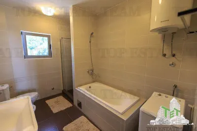 Villa en Venta en Bar, Montenegro - foto 14
