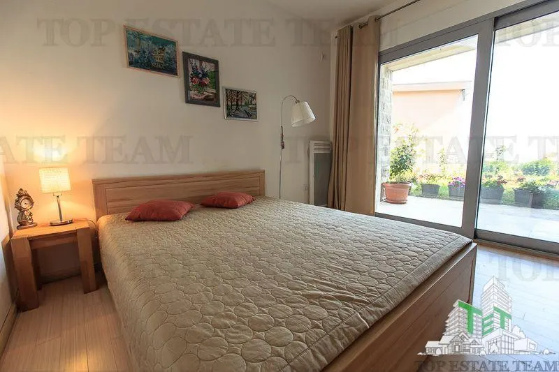 Villa en Venta en Bar, Montenegro - foto 9