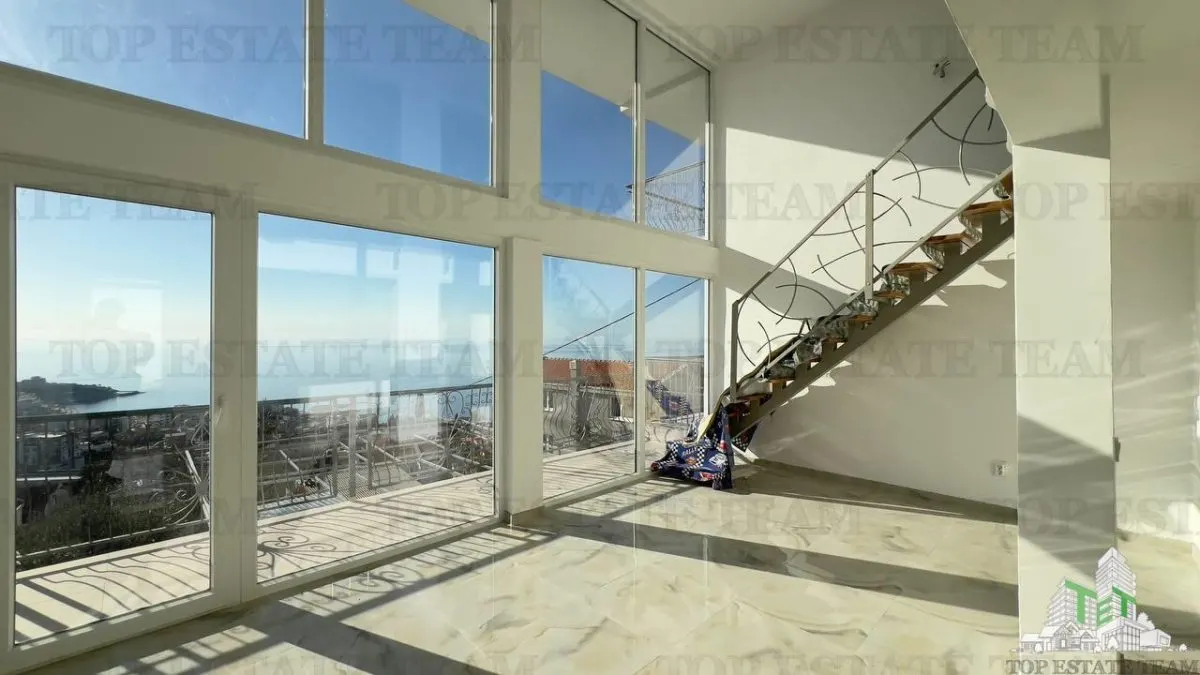 Apartamento en Venta en Bar, Montenegro - foto 2