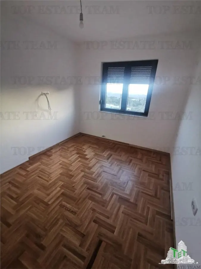 Villa for Sale in Bar, Montenegro - foto 7