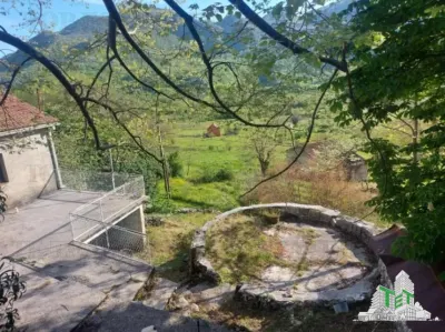 Apartamento en Venta en Tivat, Montenegro - foto 3